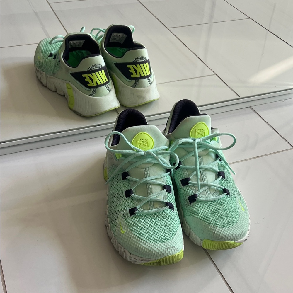 Nike Men’s Free Metcon 4 training shoes in the "Mint Foam"